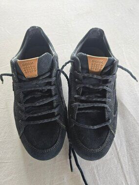 Geox Respira Athleisure Walking Comfy Snake Sneakers Suede Breathable Womens 7